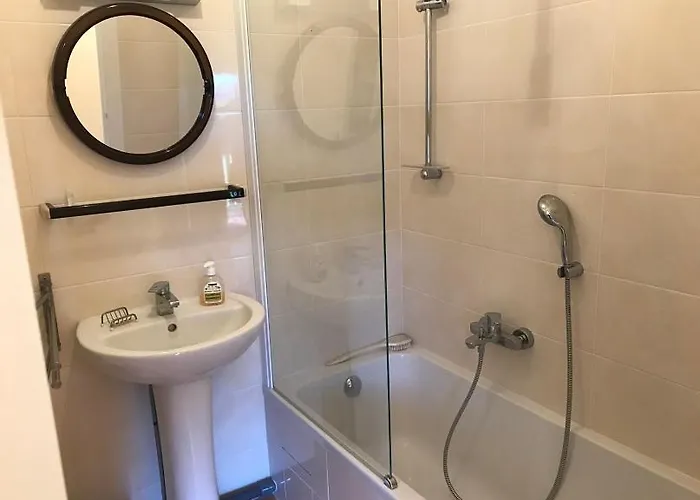 Joli Avec Terrasse Et Garage, Vue Sur Collines *